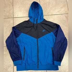 Nike hooded full zip windbreaker XXL excellent condition, preowned